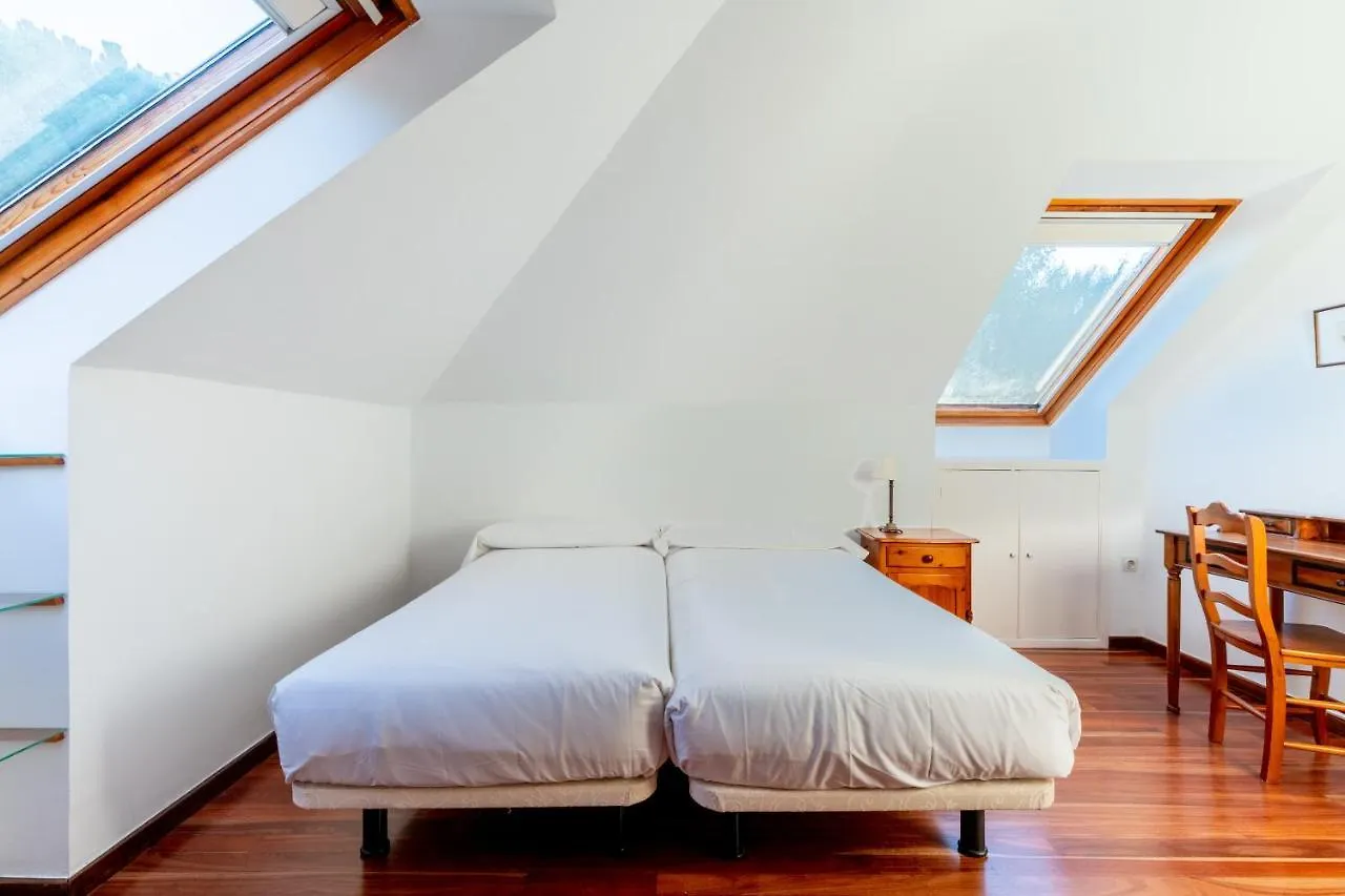 Holi-Rent Colina Blanca Villa Camas 0*,