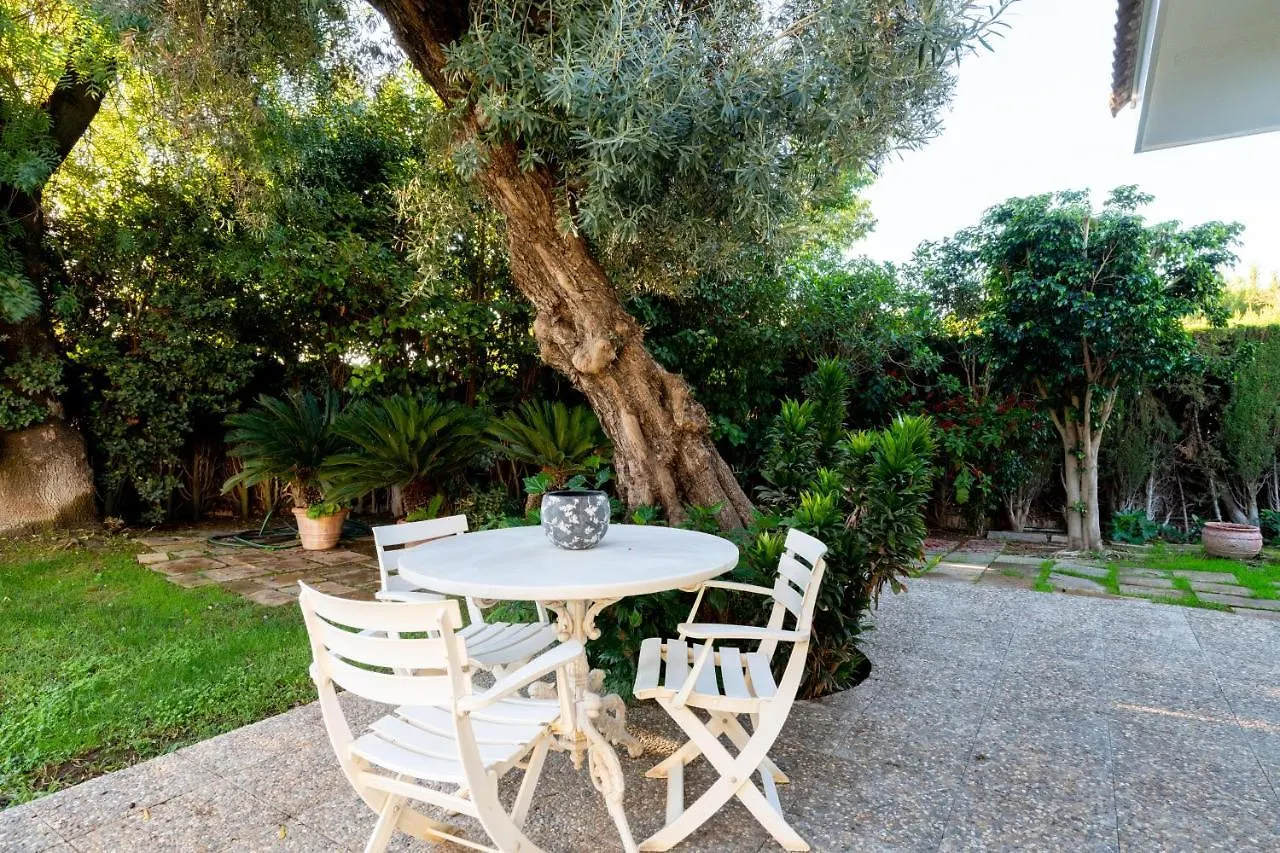 Holiday home Holi-Rent Colina Blanca Villa Camas