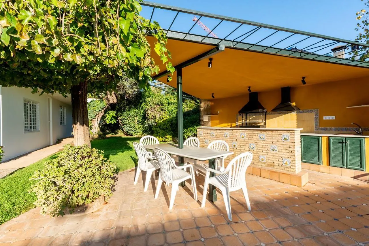 Holiday home Holi-Rent Colina Blanca Villa Camas