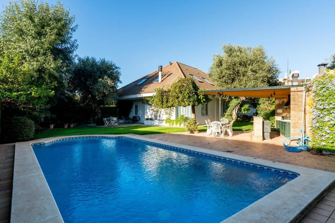 Holi-Rent Colina Blanca Villa Camas